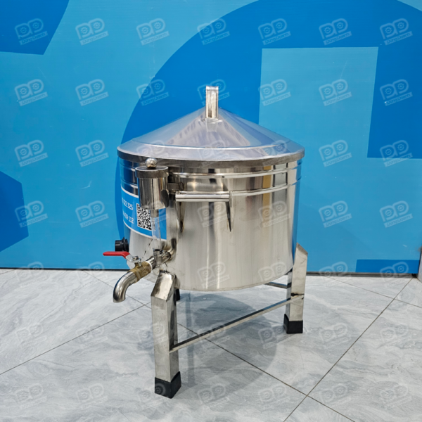 Nồi Tráng Bánh 40Cm Nắp Lật Bản Lề 12 Tích hợp ống thăm mực nước và phễu tiếp nước tiện lợi từ bên ngoài.