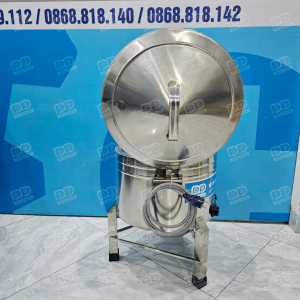 Nồi Tráng Bánh 40Cm Nắp Lật Bản Lề 11 Vung nồi hình chóp nón cao giúp dóc nước tốt, không làm nhão mặt bánh.