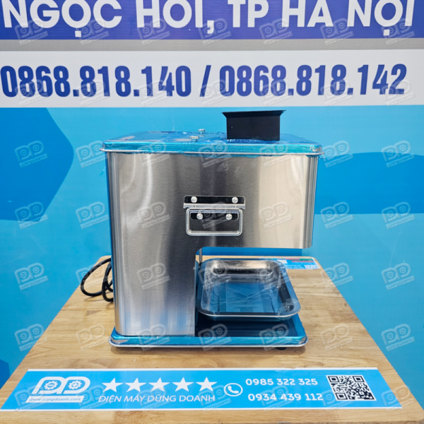 Vỏ máy bằng inox sáng bóng cao cấp, chống gỉ sét và đạt chuẩn vệ sinh an toàn